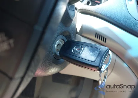 2010 Acura Tsx 2.4 из США, поврежденный, VIN JH4CU2F65AC022440